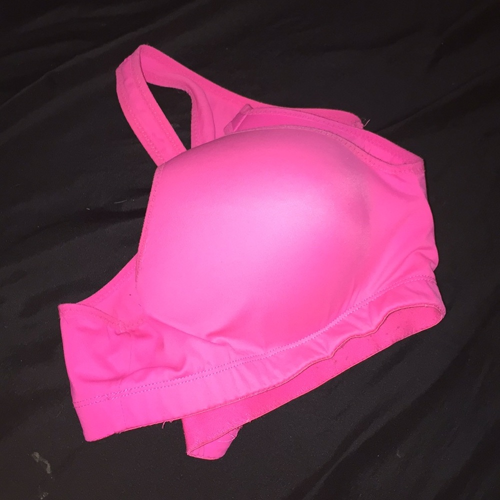 C cup pink sports bra - Aritzia